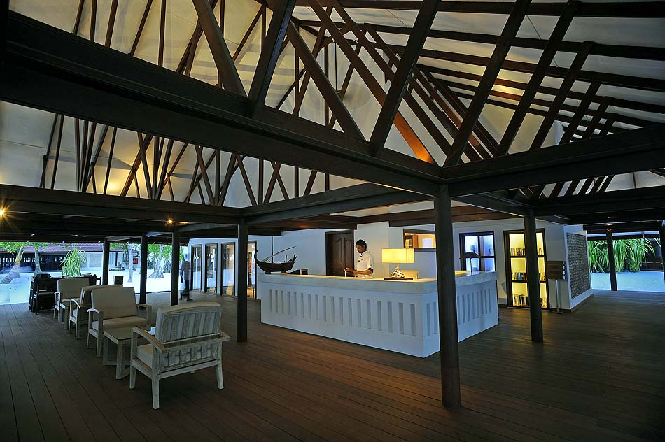 ananea Diamonds Athuruga