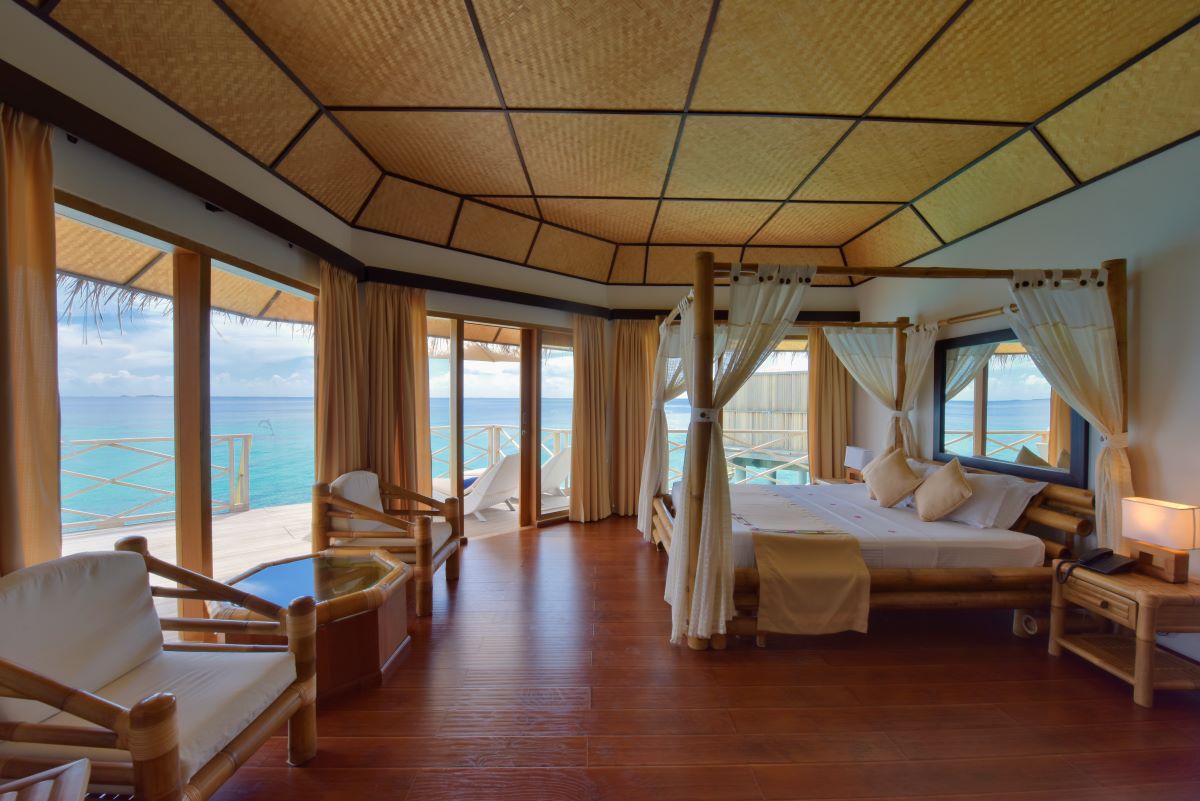 Angaga Island Resort & Spa