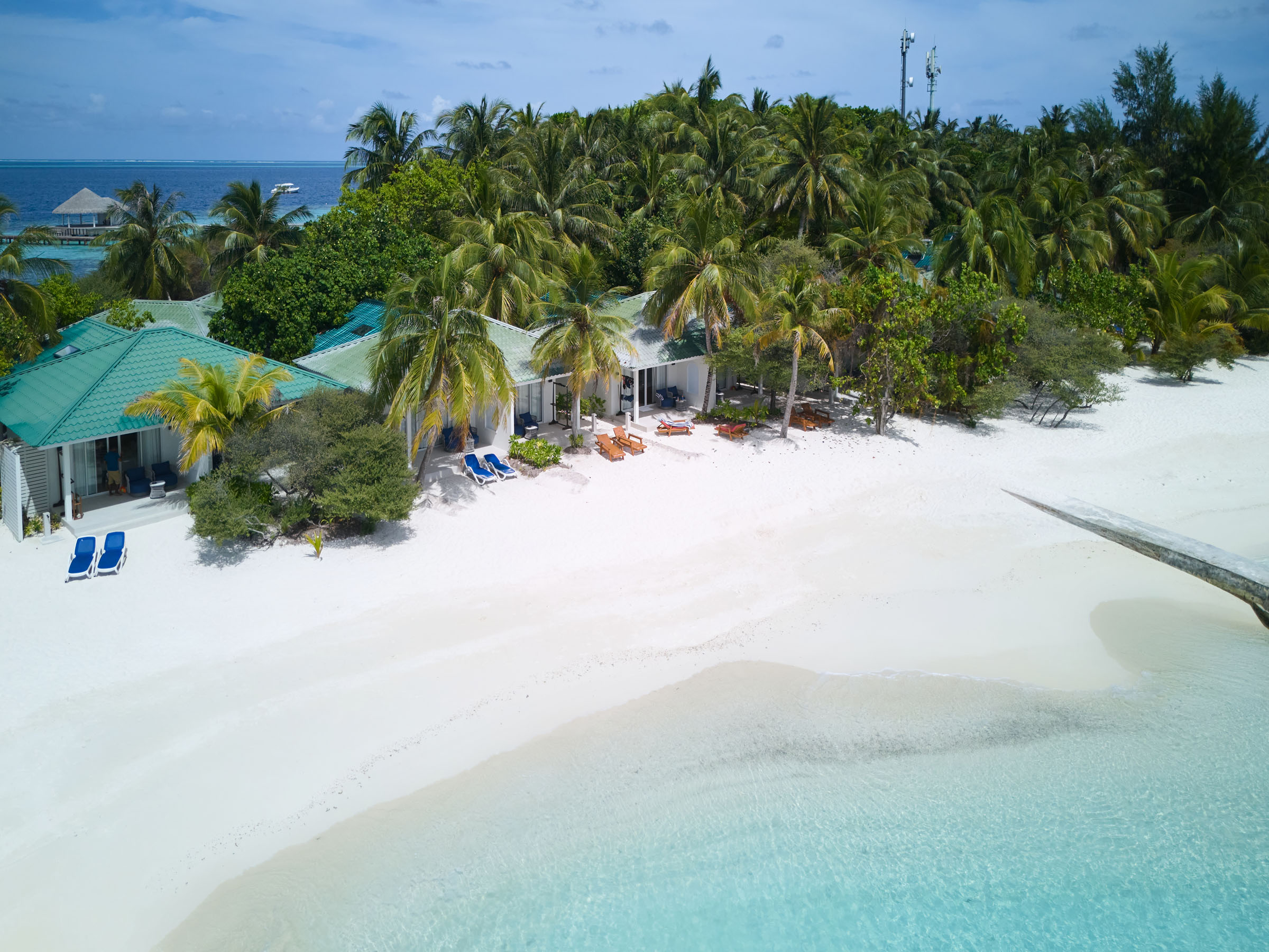 Eri_Maldives_Strandvillas_Aerial