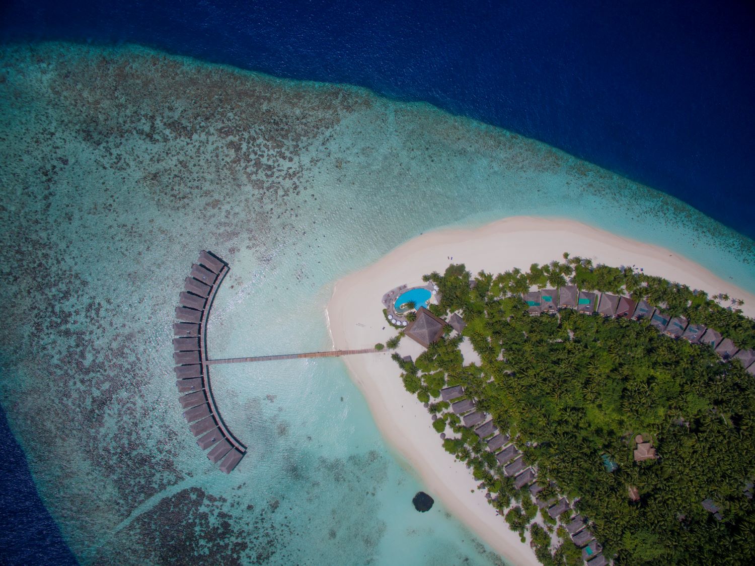 Filitheyo Island Resort