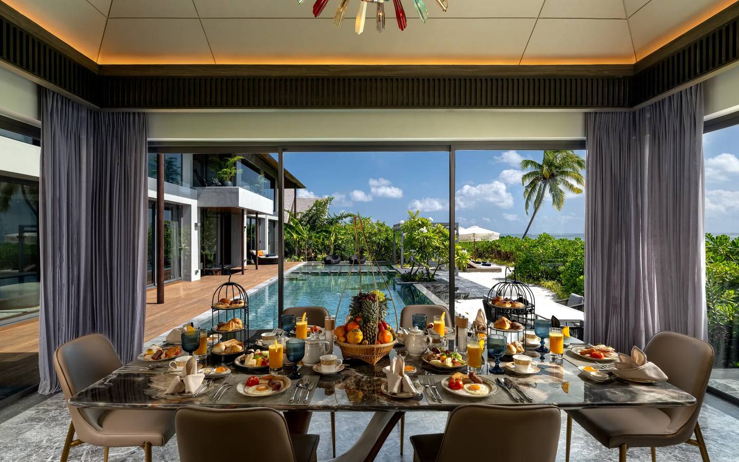 Madifushi_Private_Island_Maldives_Bella_Six_Villa_Living_1