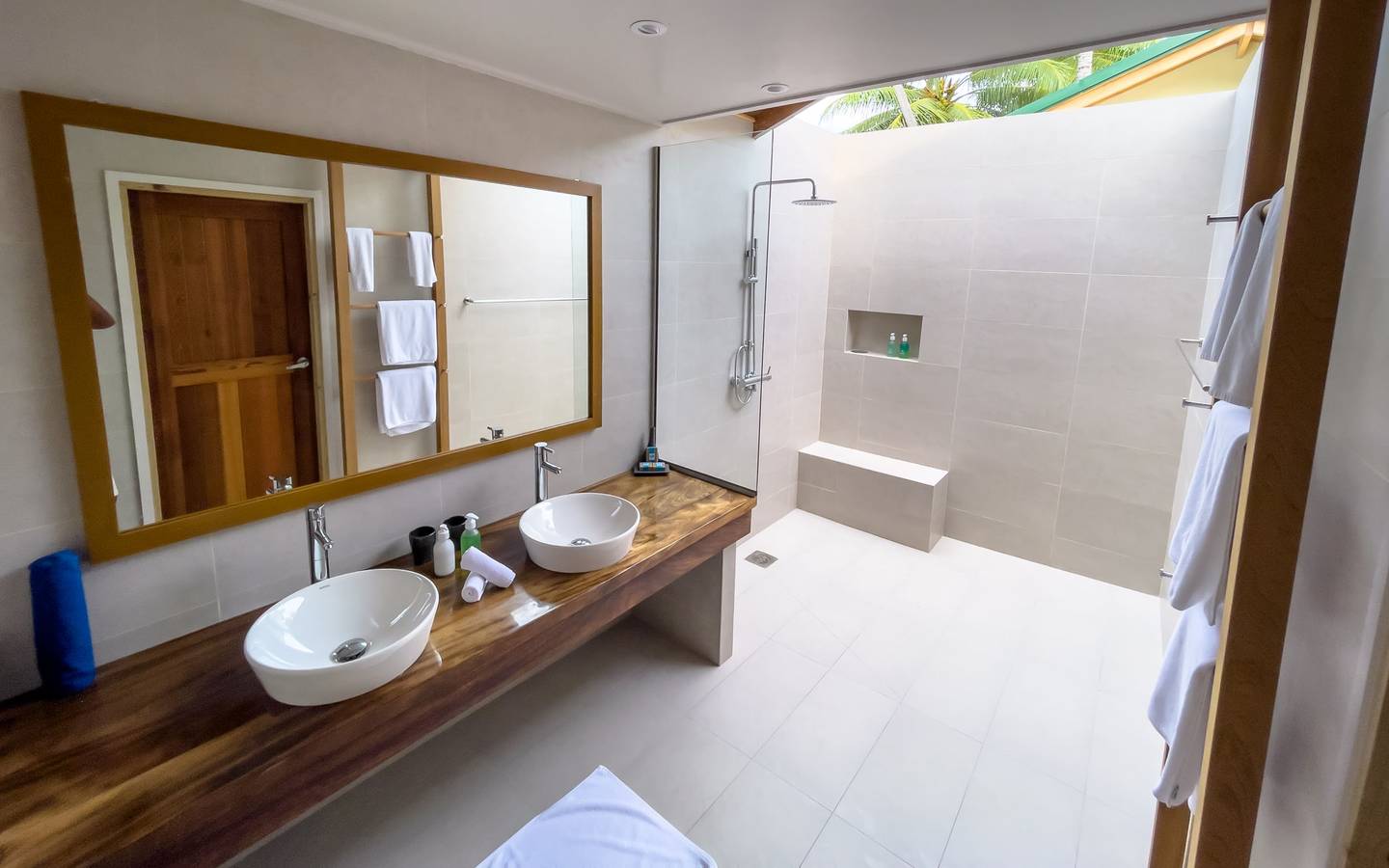 Meeru_Maldives_Family_Villa_8