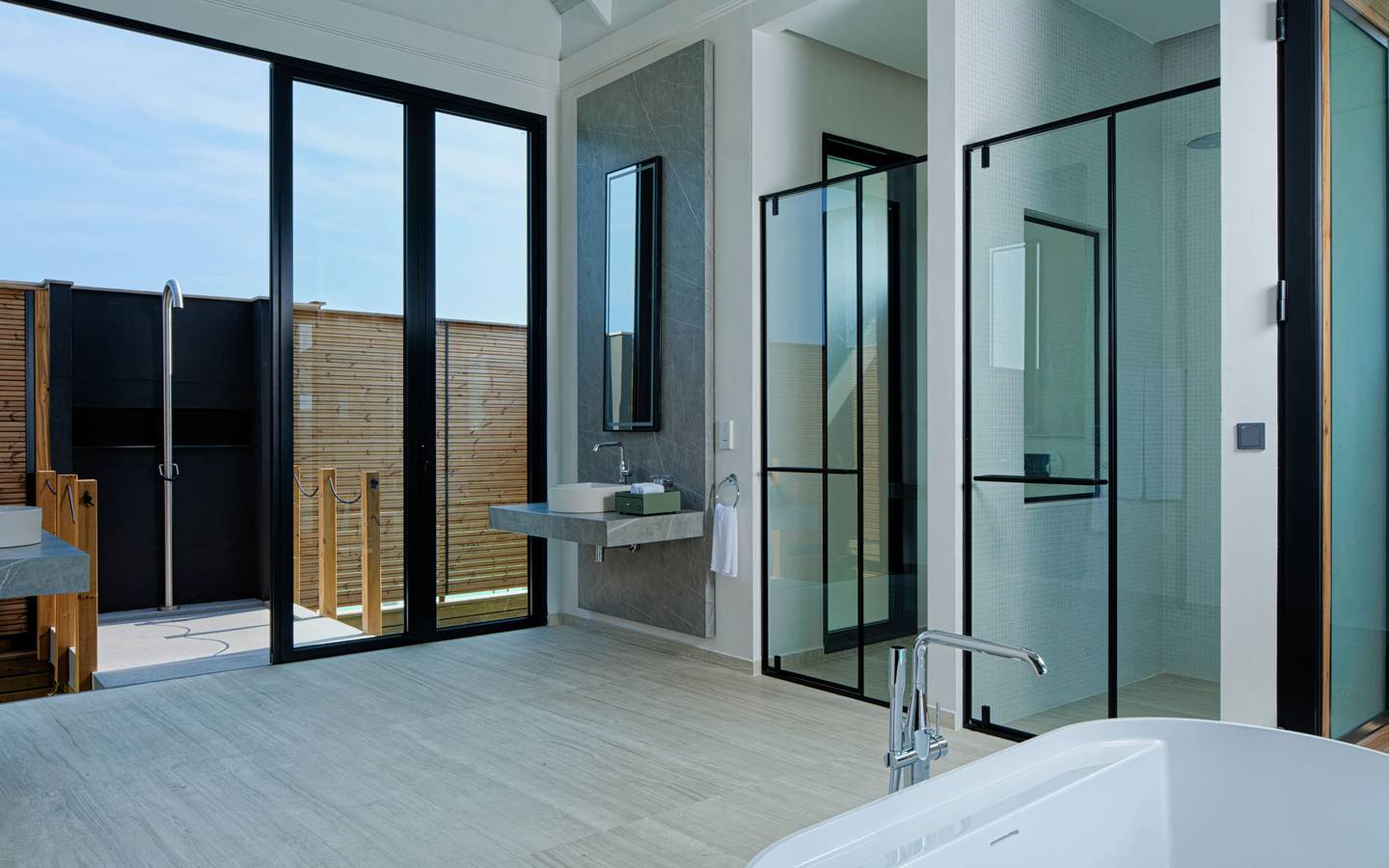 Ananea-Madivaru-Maldives-Deluxe-Water-Pool-Villa-Interior-1