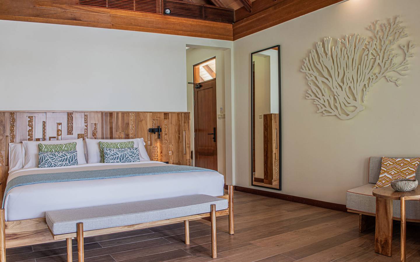 Barceló_Whale_Lagoon_Maldives_Sunset_Beach_Villa_Sleeping