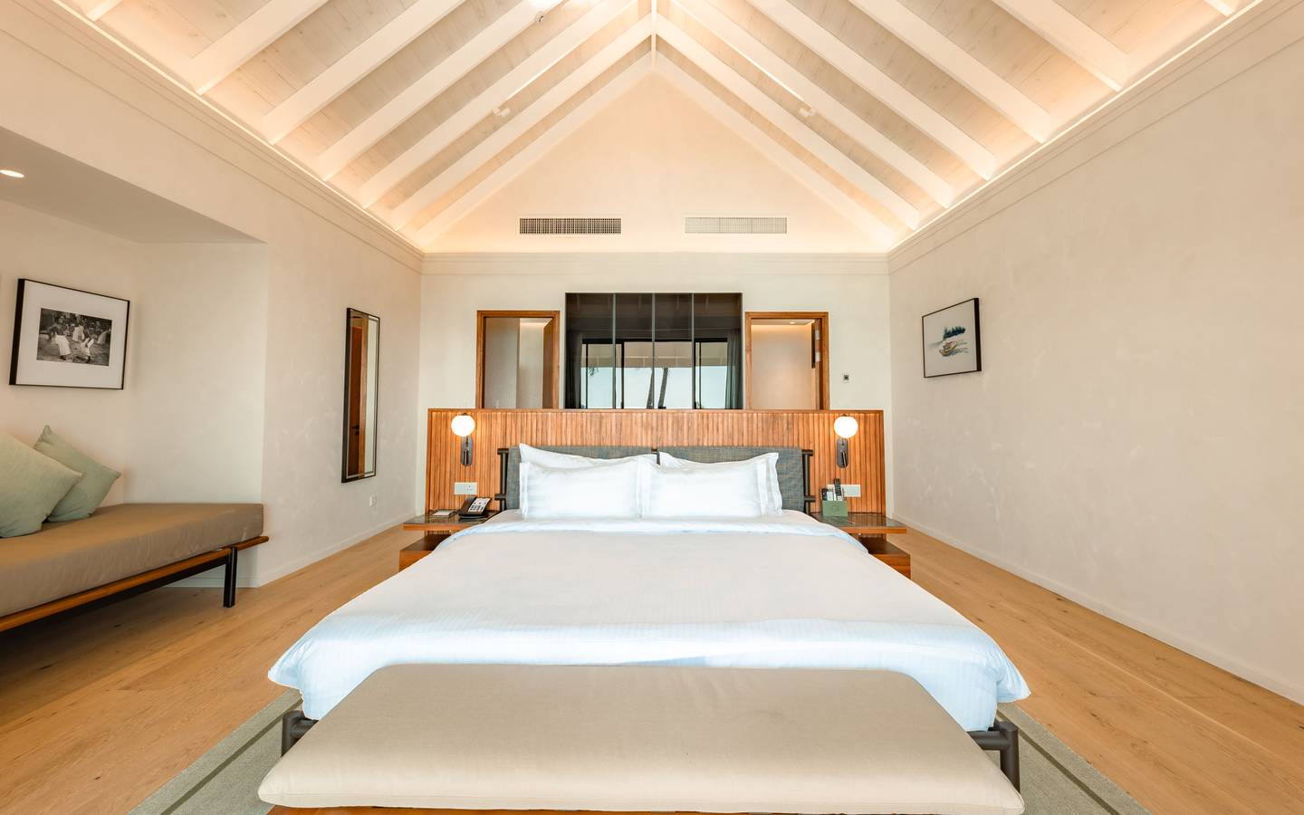 Ananea-Madivaru-Maldives-2-Bedroom-Beach-Pool-Villa-Sleeping_5