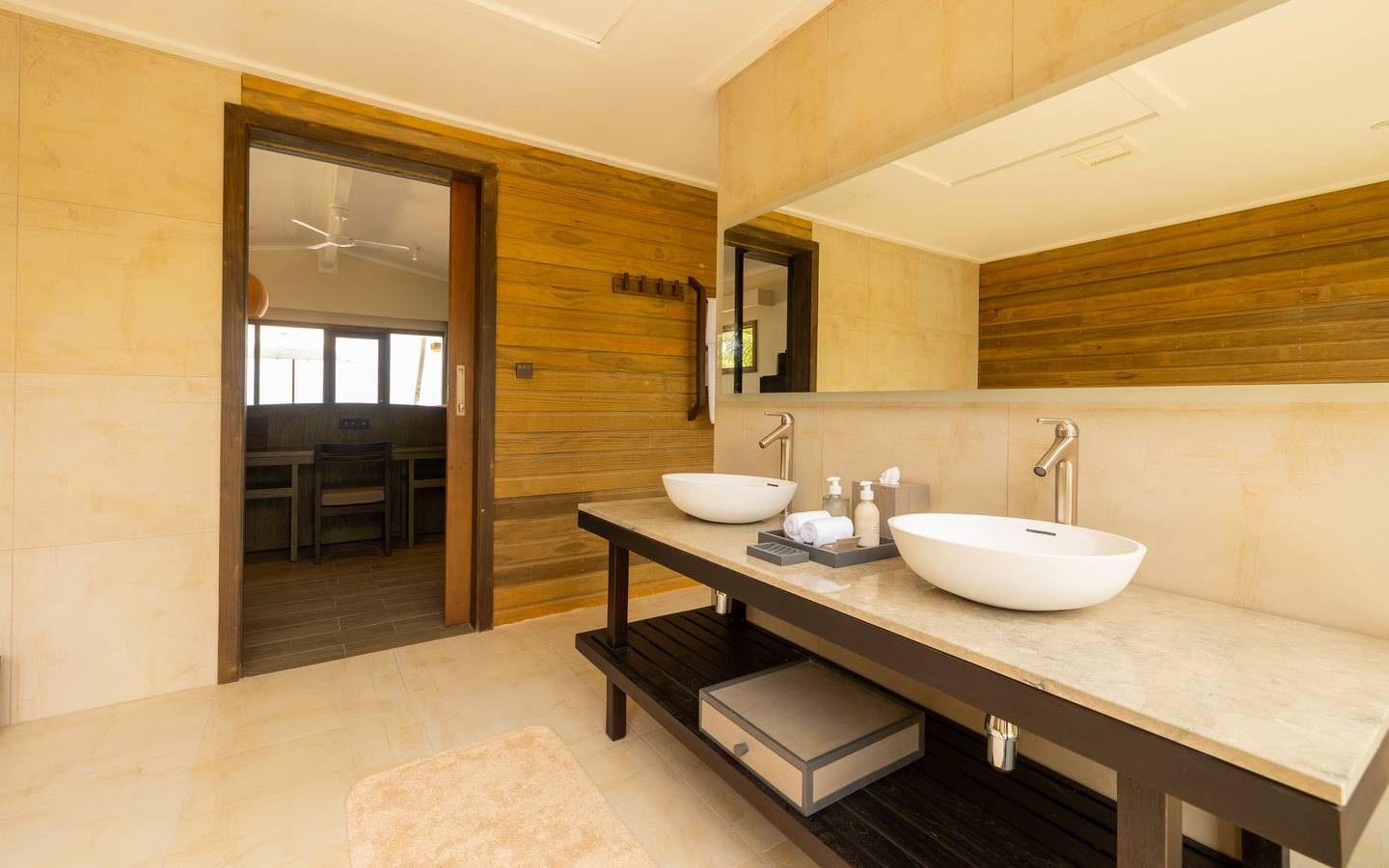 Nala_Sunset_Beach_Pool_Villa_Interieur_Bathroom_5