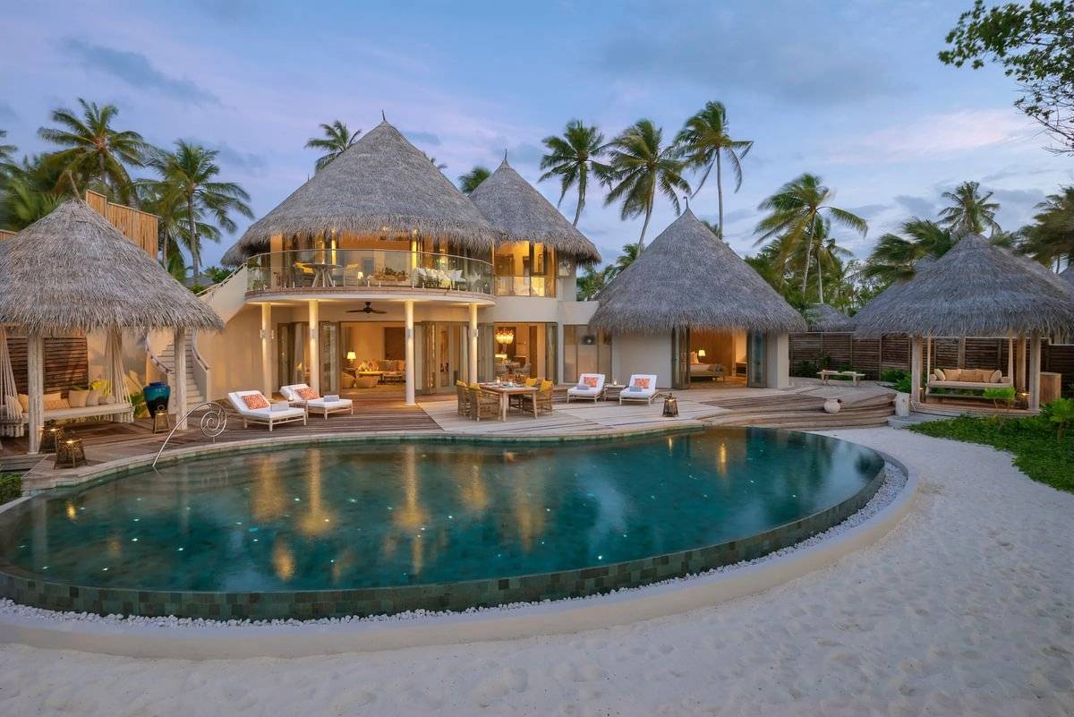 The Nautilus, Malediven, Two Bedroom Beach Residence with a Private Infinity Pool, Pool