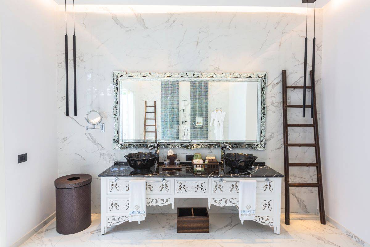 Emerald Maldives Resort & Spa, Malediven, Superior Beach Villa with Pool, Badezimmer, Waschbecken