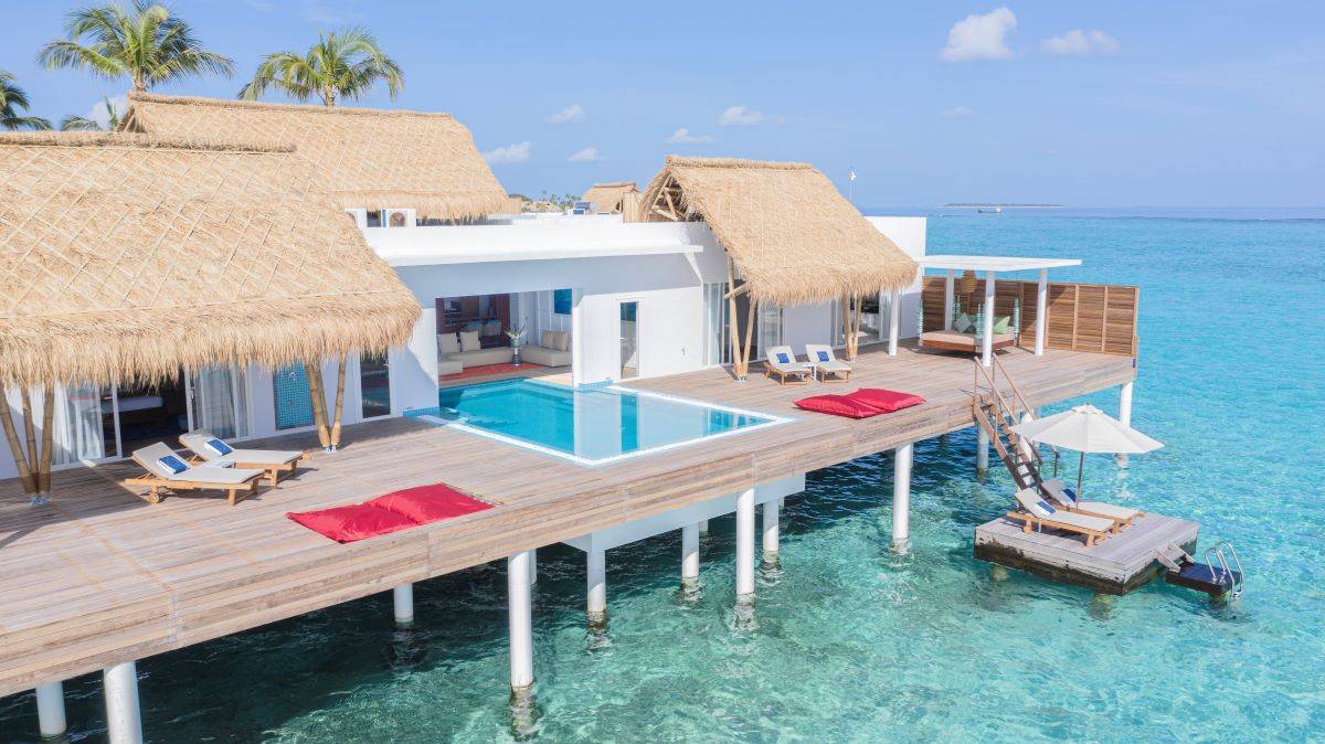 Emerald Maldives Resort & Spa, Malediven, Presidential Water Villa, Terrasse mit Pool