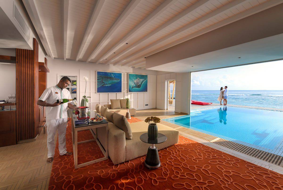 Emerald Maldives Resort & Spa, Malediven, Presidential Water Villa, Pool im Wohnbereich