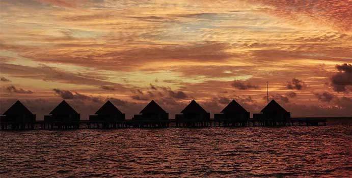 Sonnenuntergang, Over Water Sunset Villa, Mercure Maldives Kooddoo Resort