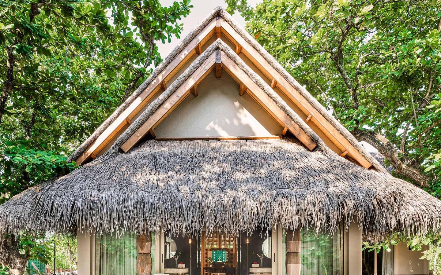 Luxury Beach Villa with Pool, JOALI Maldives