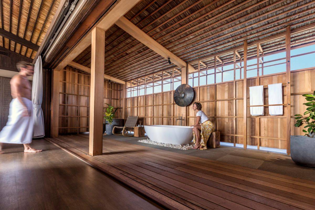 Kudadoo Maldives Private Island, Malediven, Two Bedroom Residence, freistehende Badewanne