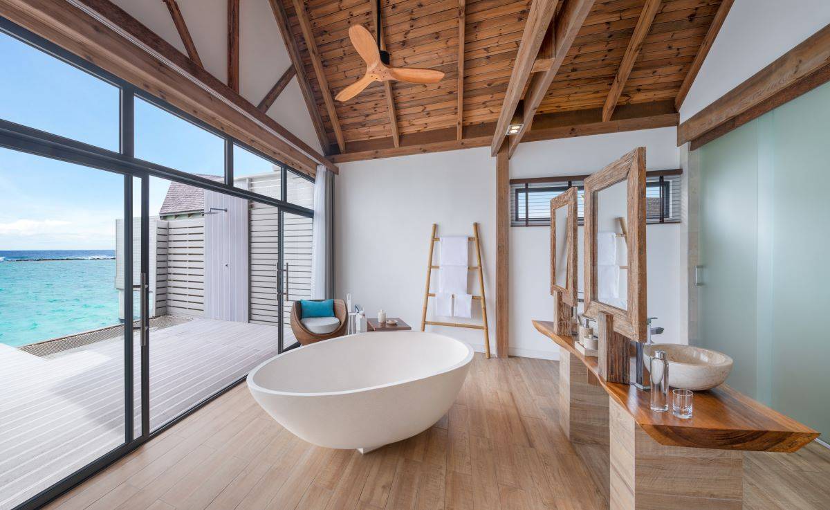 Overwater Pool Villa Lagoon / Sunrise /Ocean