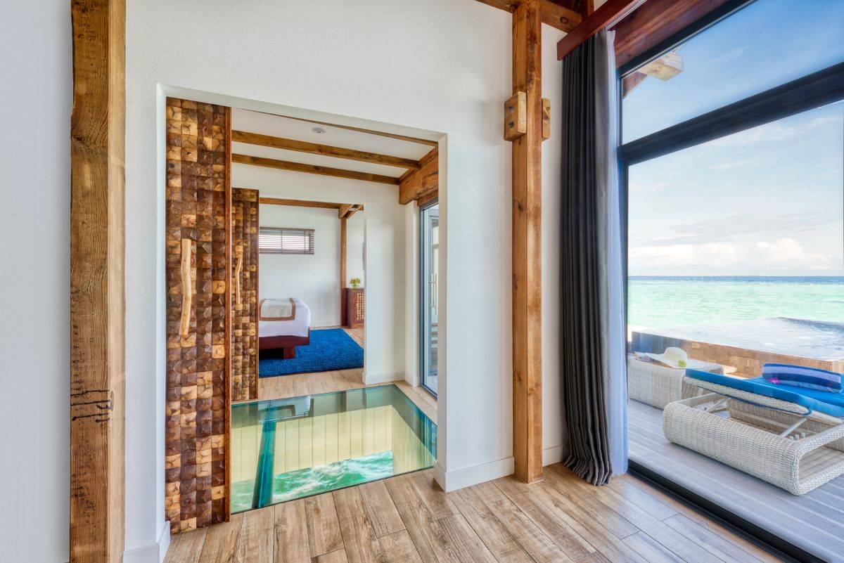 Overwater Pool Villa Lagoon / Sunrise /Ocean