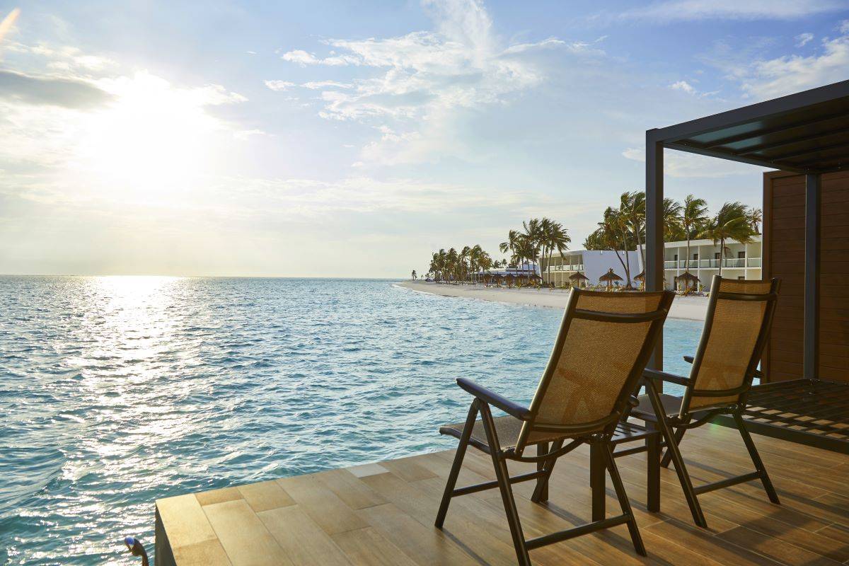 RIU Atoll, Malediven, Overwater Junior Suite, Terrasse
