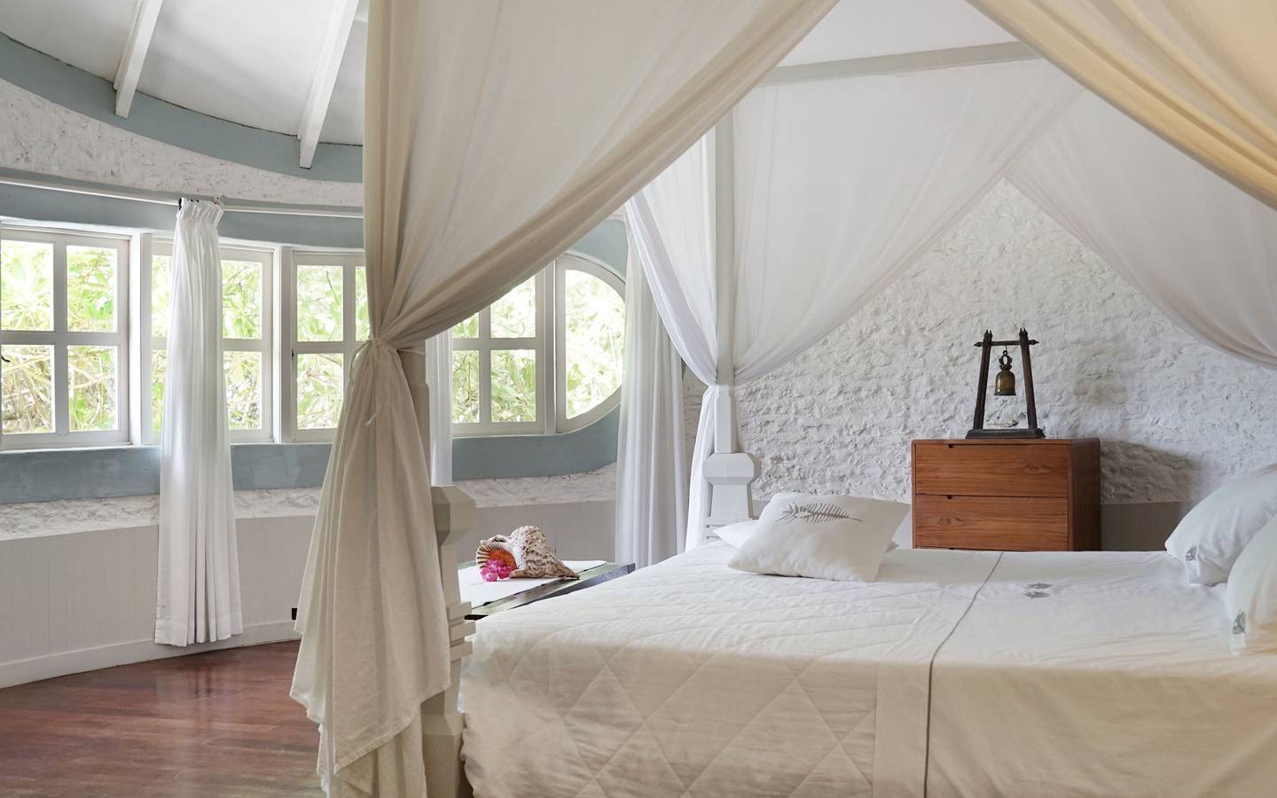 Nika_Island_Resort_Beach_Villa_3