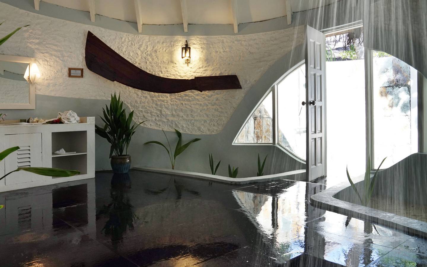 Nika_Island_Resort_Deluxe_Beach_Villa_4