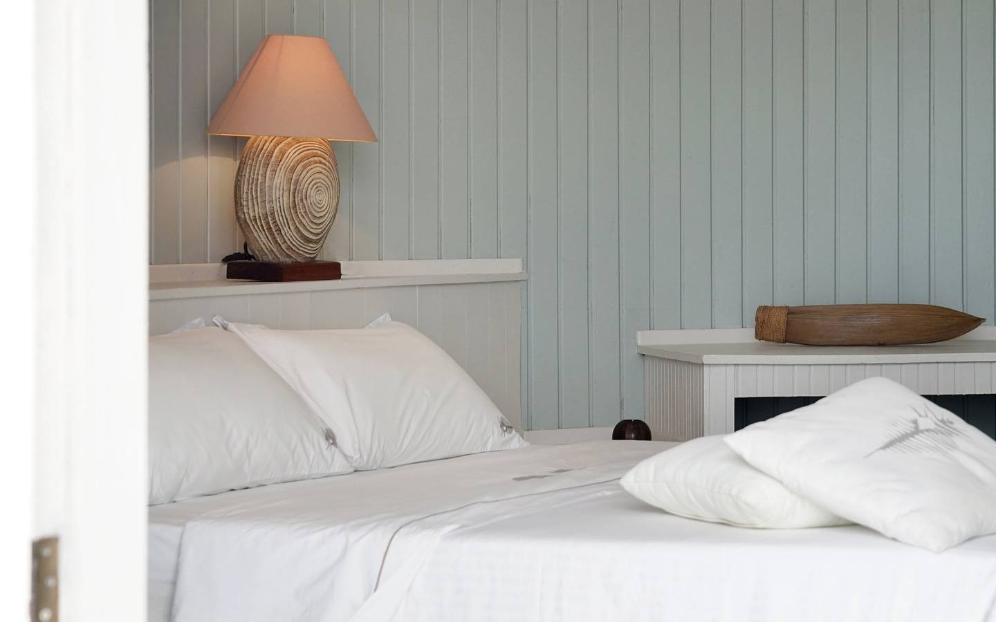 Nika_Island_Resort_Water_Villa_1