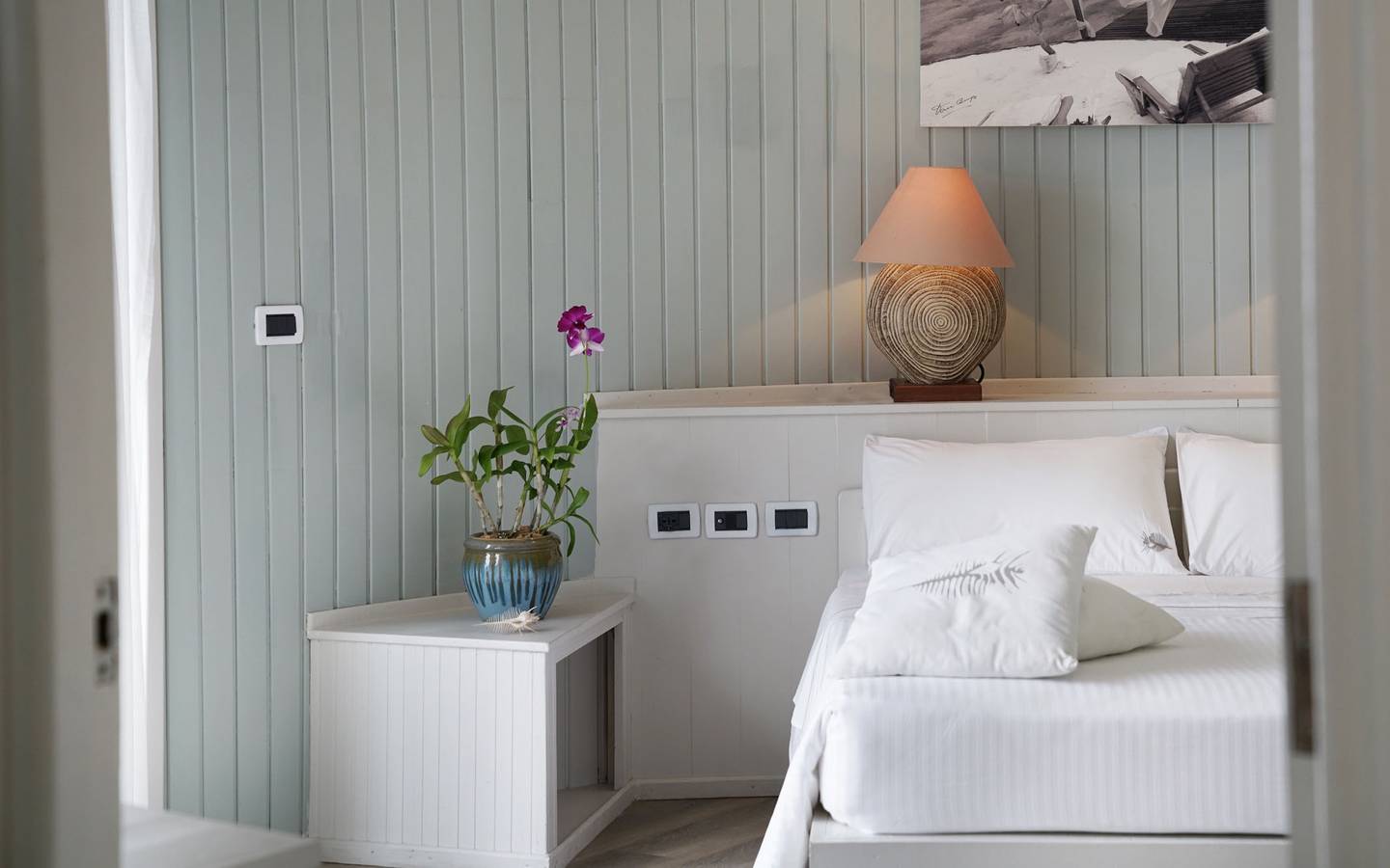 Nika_Island_Resort_Water_Villa_3