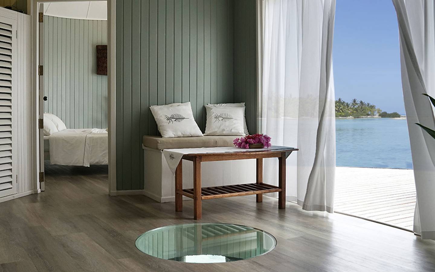 Nika_Island_Resort_Family_Water_Villa_3