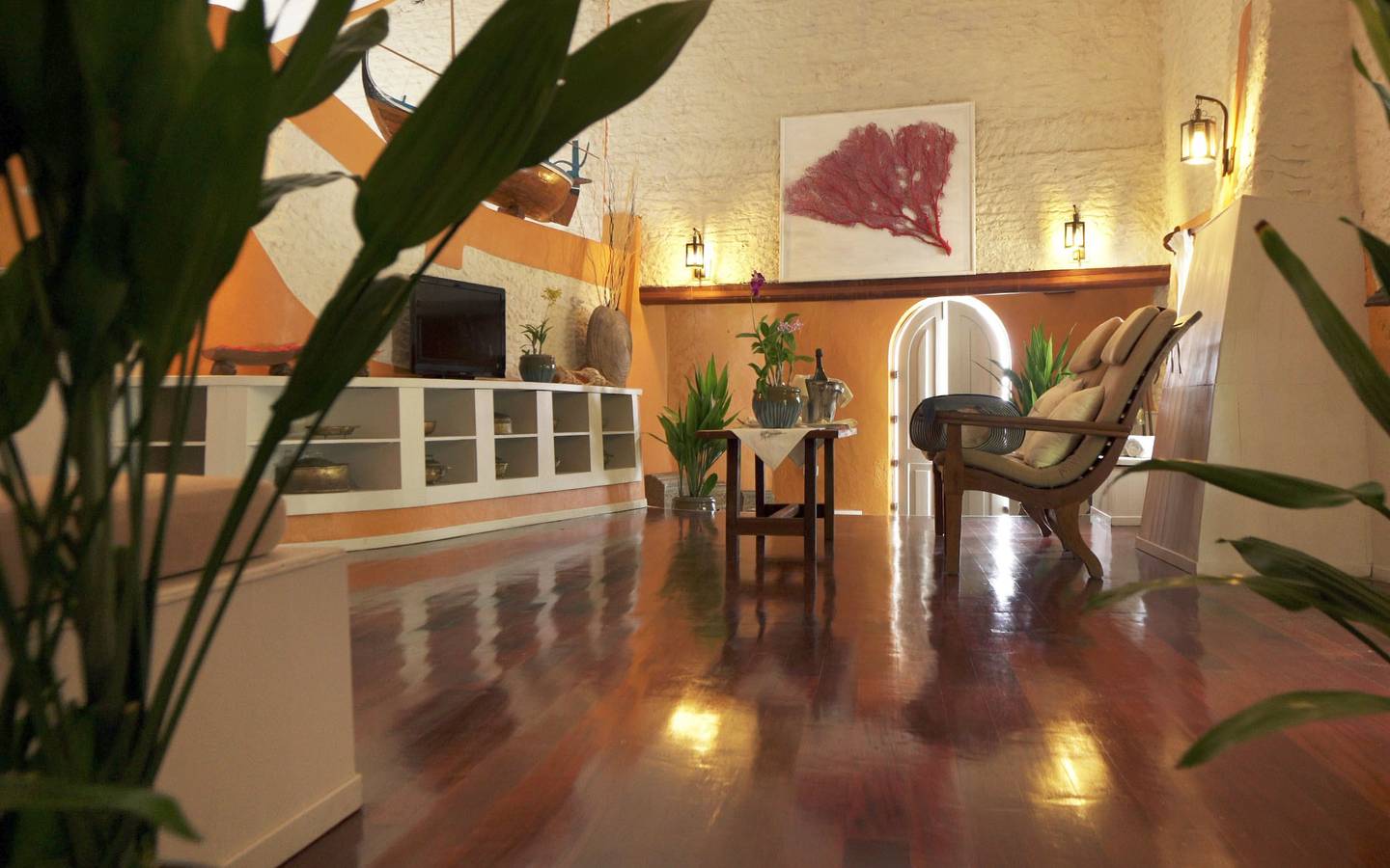 Nika_Island_Resort_Sultan_Suite_2