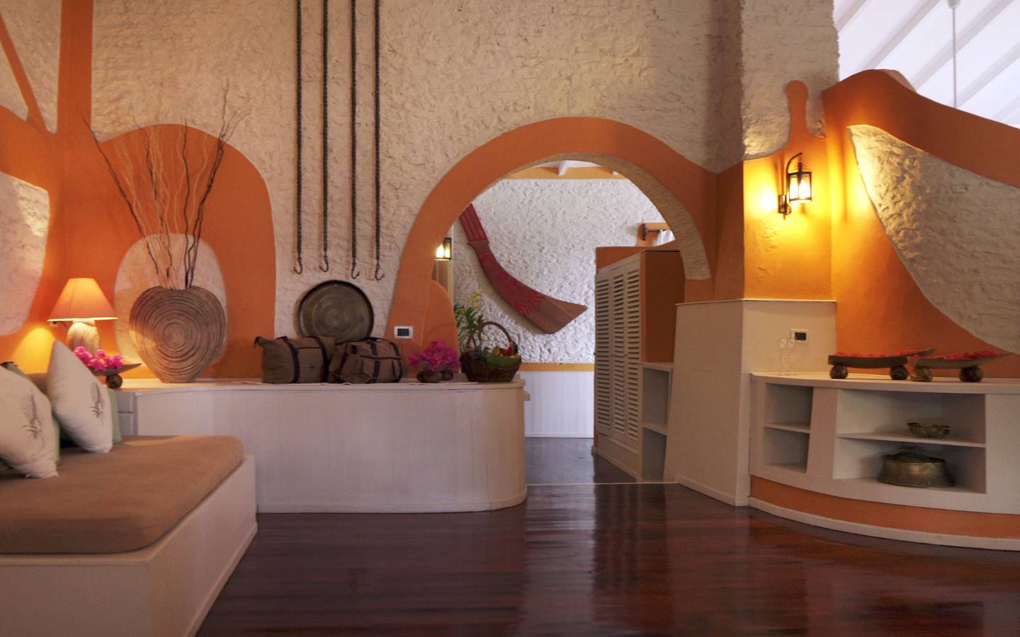 Nika_Island_Resort_Sultan_Suite_1