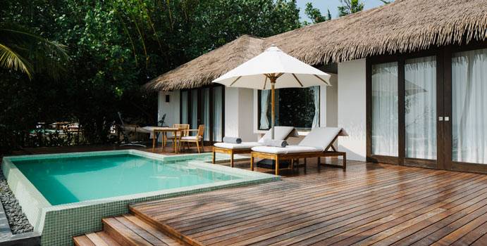 Terrasse und Poolm, Beach Pool Villa, Noku Maldives