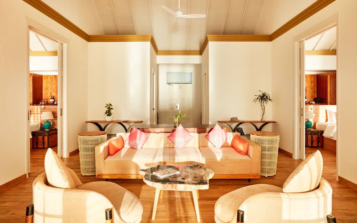 Sun Siyam Iru Veli, Malediven, Two Bedroom Ocean Residence with Pool, Wohnzimmer