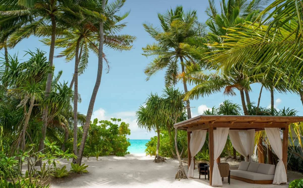 Beach,Deluxe Beach Sunset Villa with Private Pool, Fairmont Maldives Sirru Fen Fushi