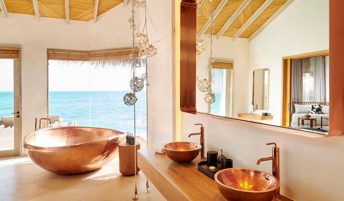 Bad, Water Sunrise Villa with Pool, Fairmont Maldives Sirru Fen Fushi