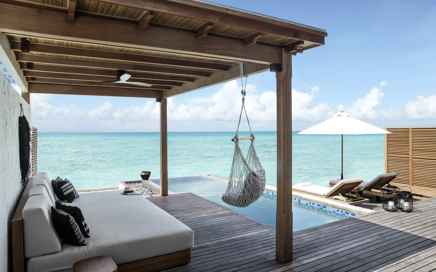 Terrasse, Grand Water Sunset Villa with Private Pool, Fairm