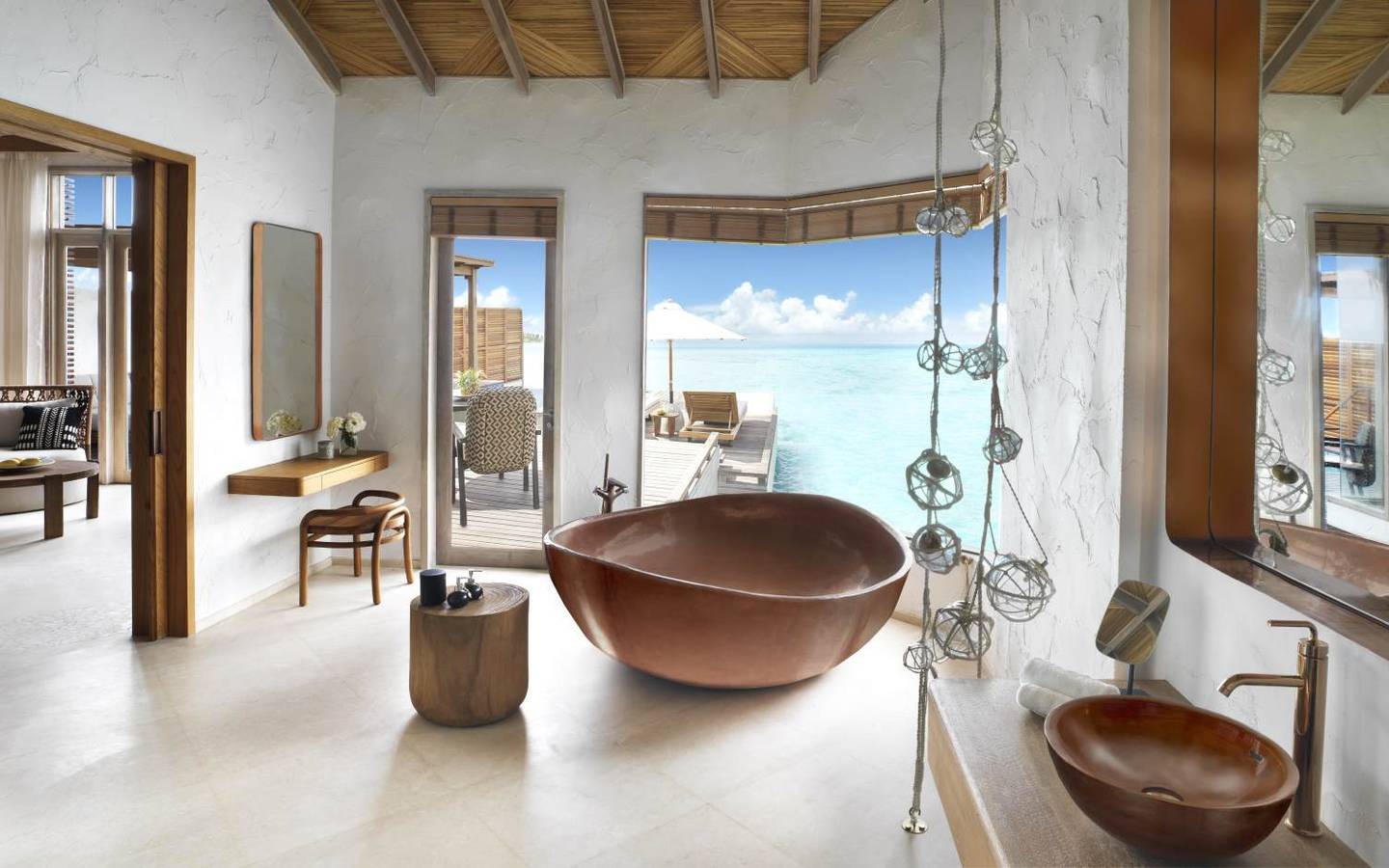 Grand Water Sunset Villa with Private Pool, Fairm