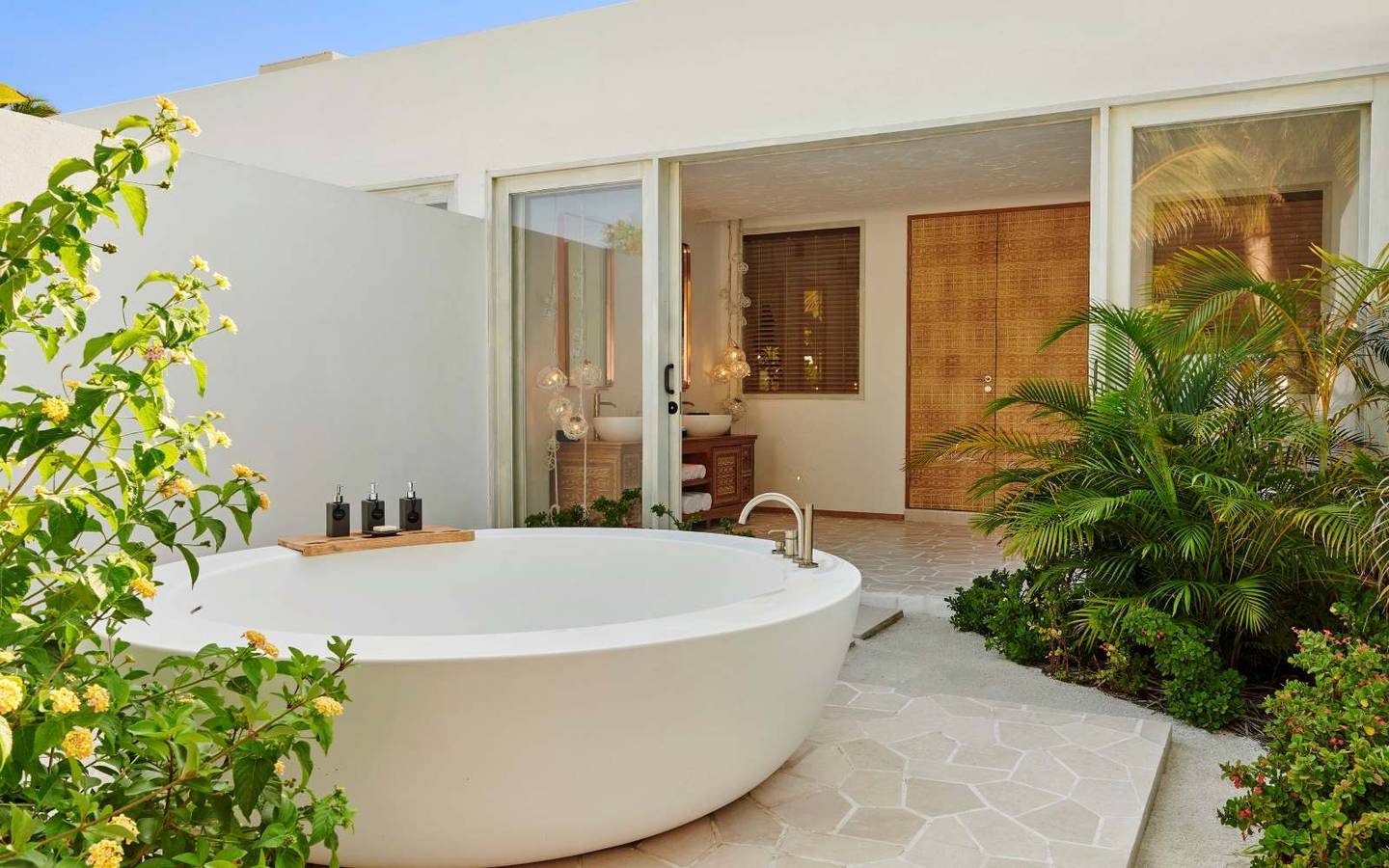 Two Bedroom Beach Sunset Villa, Fairmont Maldives Sirru Fen Fushi