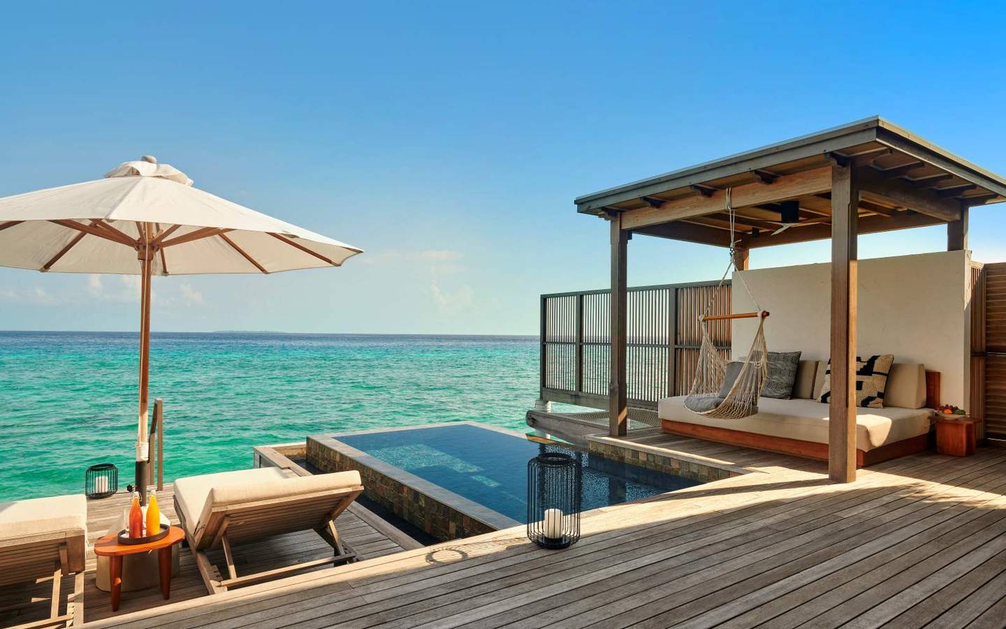 Two Bedroom Water Sunrise Villa, Fairmont Maldives Sirru Fen Fushi