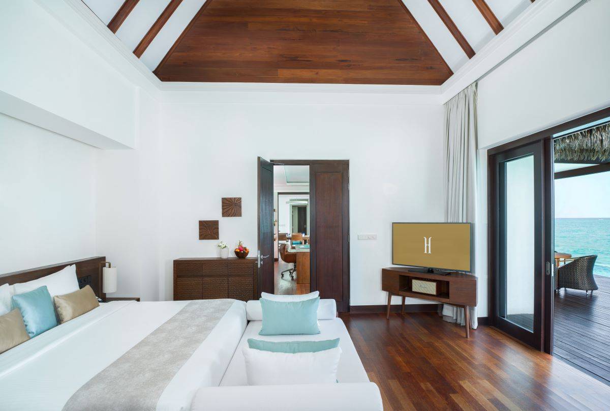 Heritance Aarah, Ocean Suite, Schlafzimmer mit Ausgang zur Terrasse