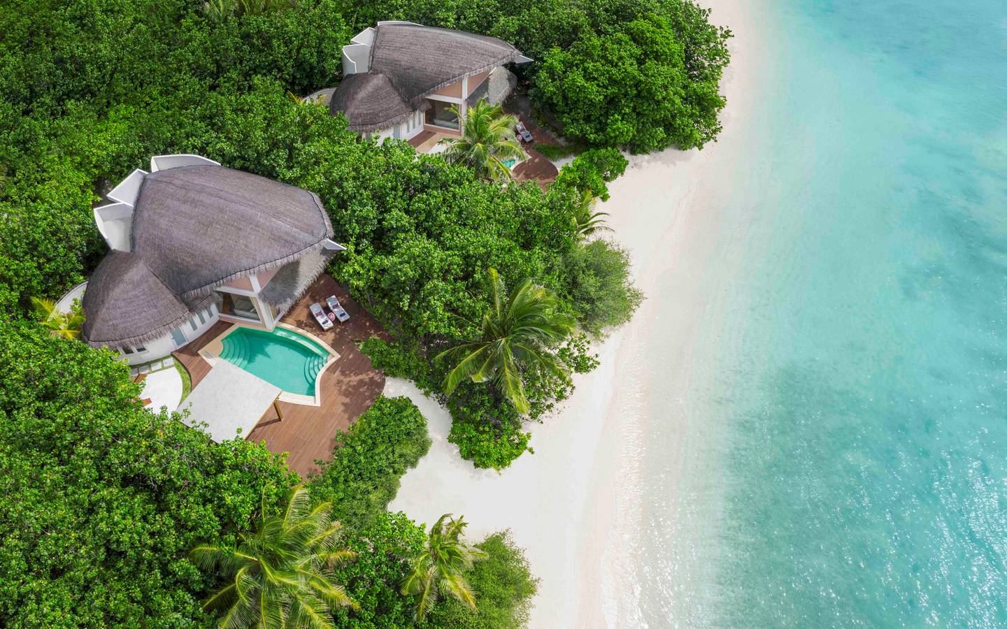 JW_Marriott_Maldives_Beach_Pool_Villa-Aerial_4