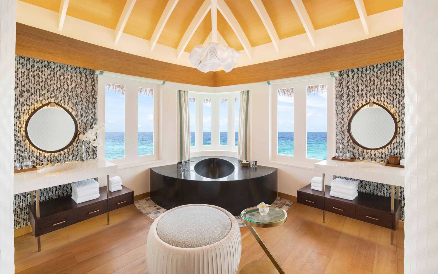 JW_Marriott_Maldives_Overwater_Pool_Villa_Sunset_Sunrise_Bathroom