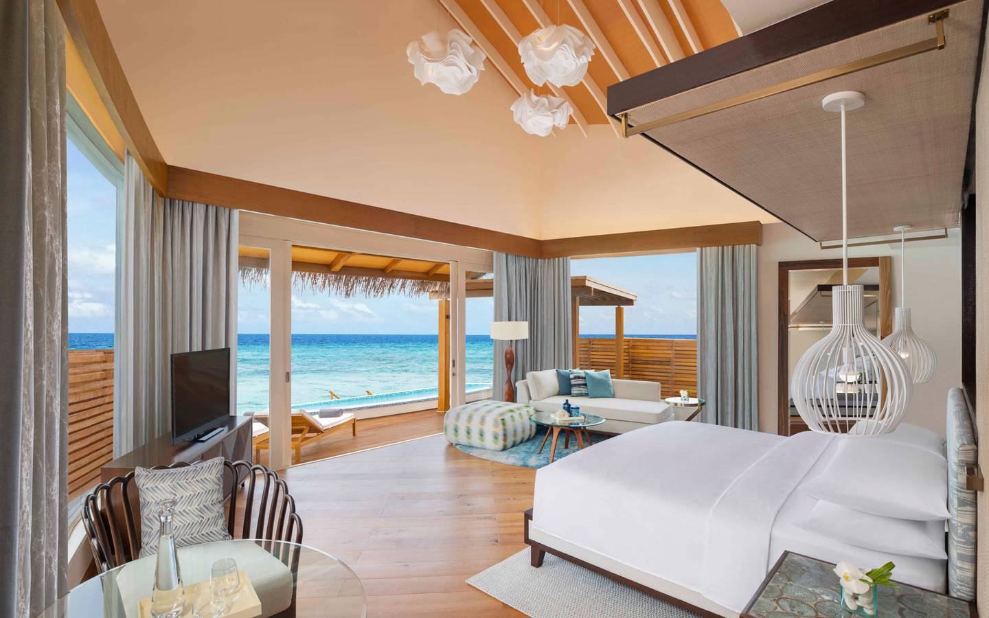 JW_Marriott_Maldives_Overwater_Pool_Villa_Sunset_Sunrise_Living_2