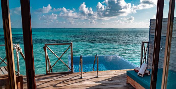 Terrasse, Over Water Pool Villa, South Palm Resort Maldives