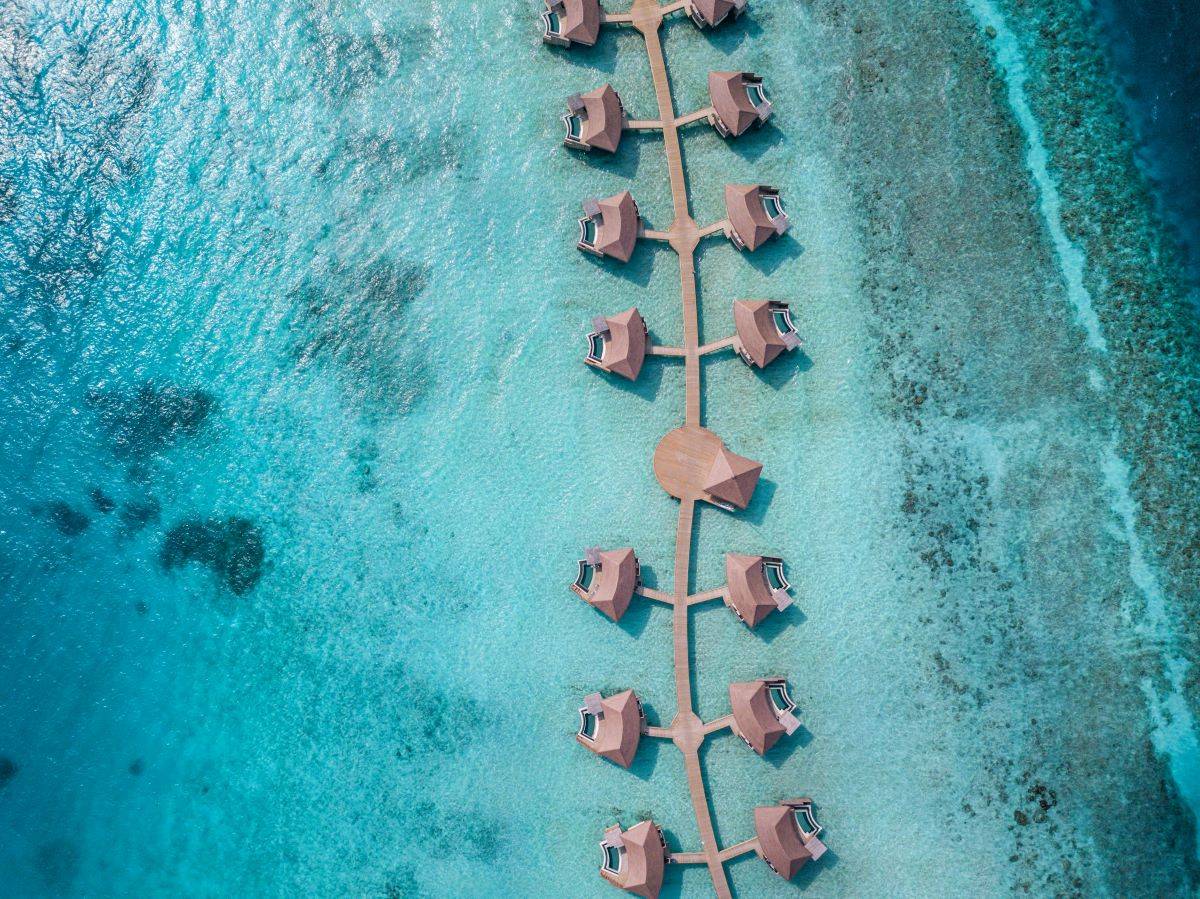 InterContinental Maldives Maamunagau Resort, Overwater Villa with Pool, Luftaufnahme