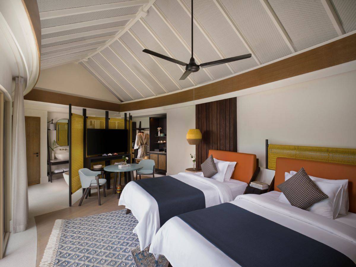 InterContinental Maldives Maamunagau Resort, Two Bedroom Overwater Pool Villa, Twin Zimmer