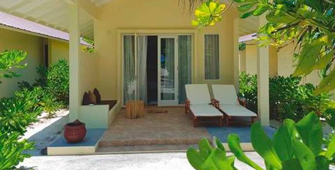 Terrasse, Superior Beach Bungalows, Hondaafushi Island Resort