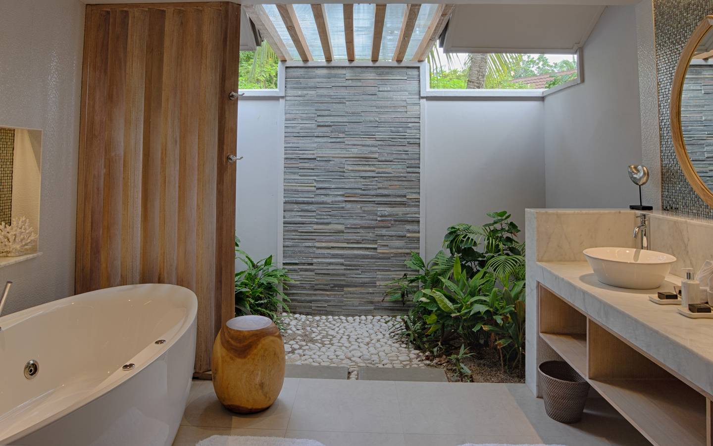 Beach Suite, Lily Beach Resort & SPA_5