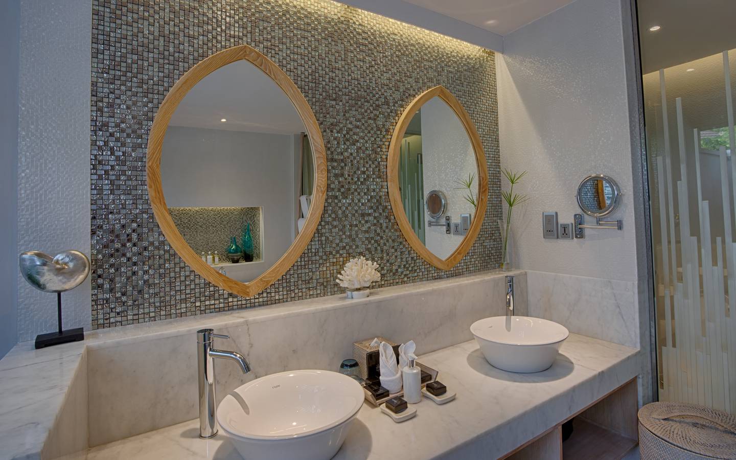 Beach Suite, Lily Beach Resort & SPA_7