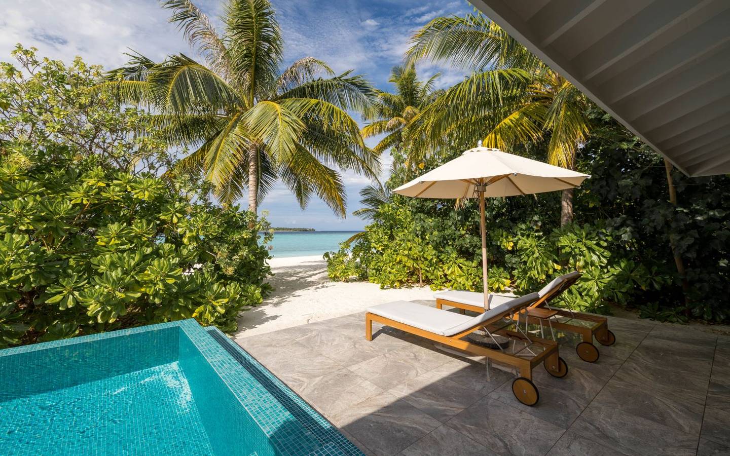 2 Bedroom Lagoon Beach Villa