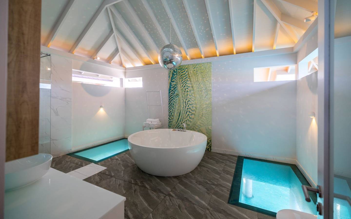 2 Bedroom Lagoon Over Water Villa