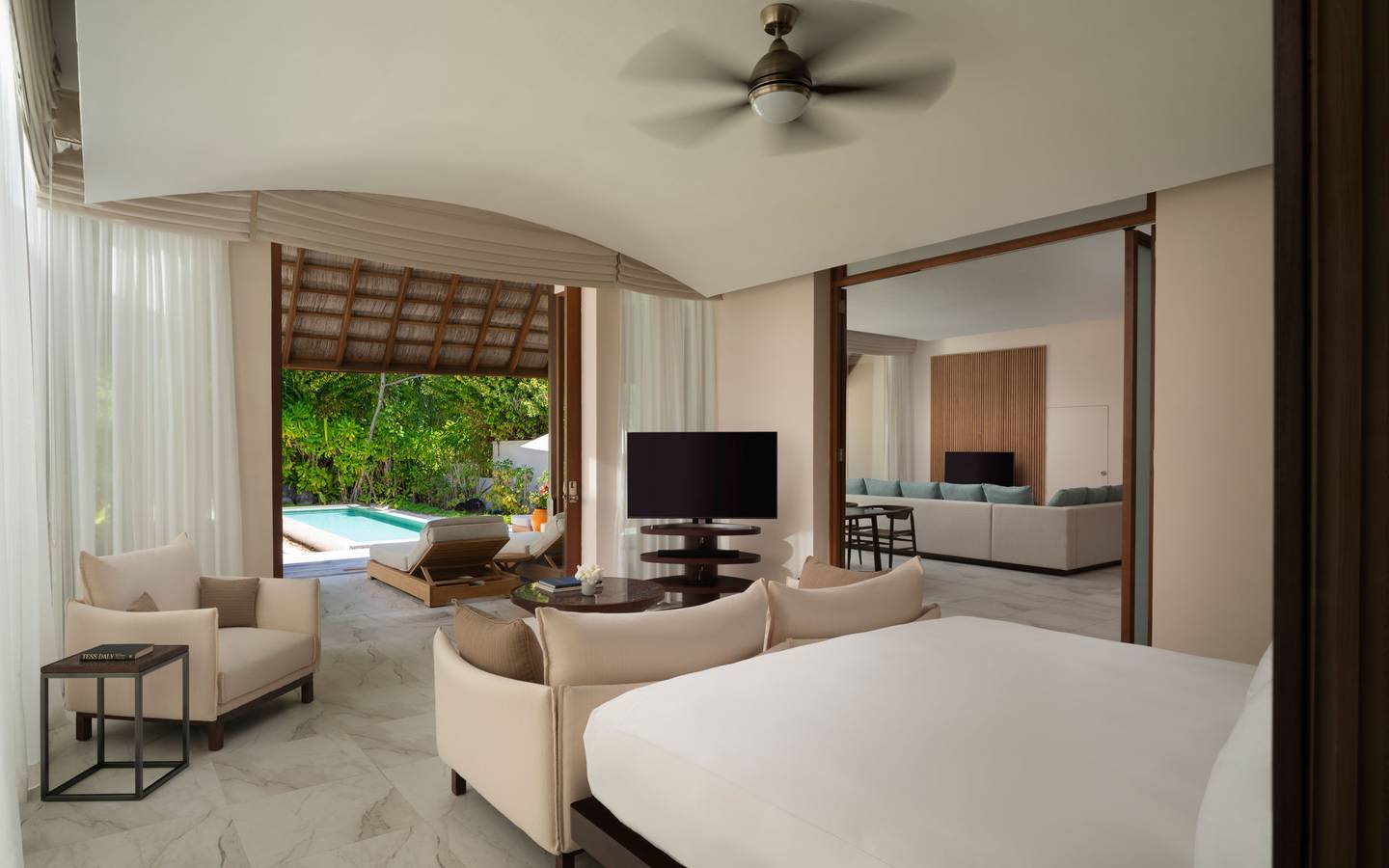 3-Bedroom Beach Suite with Pool
