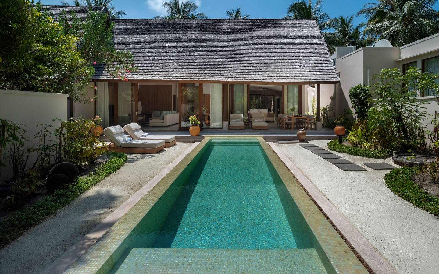 3-Bedroom Beach Suite with Pool