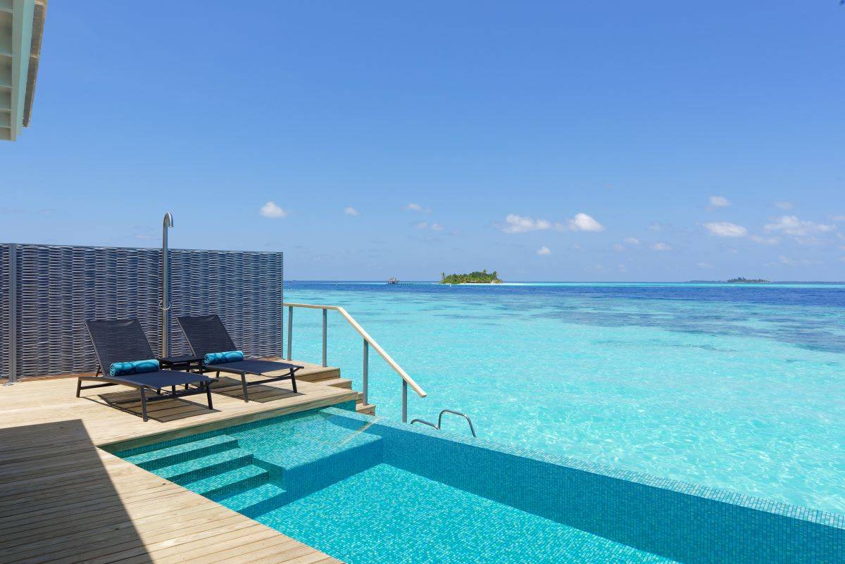 Outrigger Madives Maafushivari Resort, Malediven, Over Water Villa with Private Pool, Pool